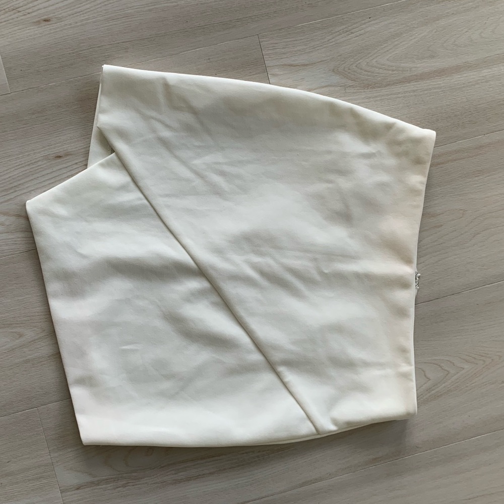 Off white mini skirt